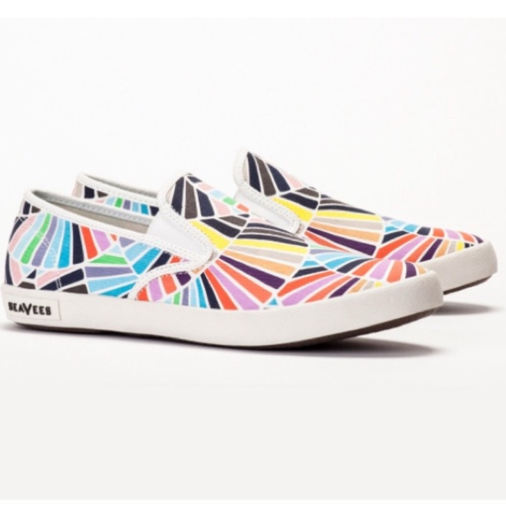 LIMITED EDITION- Trina Turk SeaVees Multicolor Geometric Slip-On Shoes Sz 9
